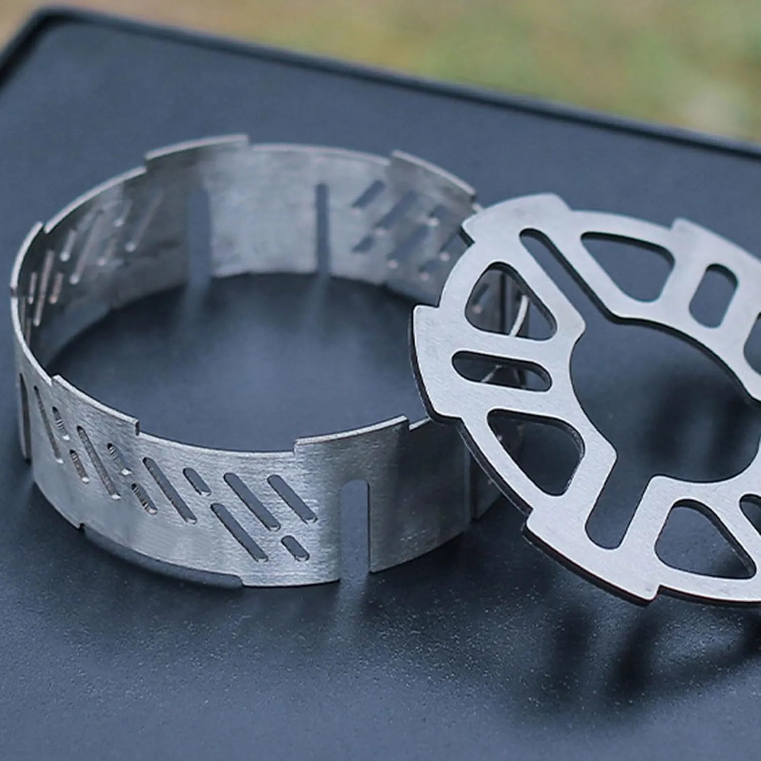 Camp Stove Windproof Rings Outdoor Stove Windshield Stainless Steels Stove Windscreen Windproof Stove Rack