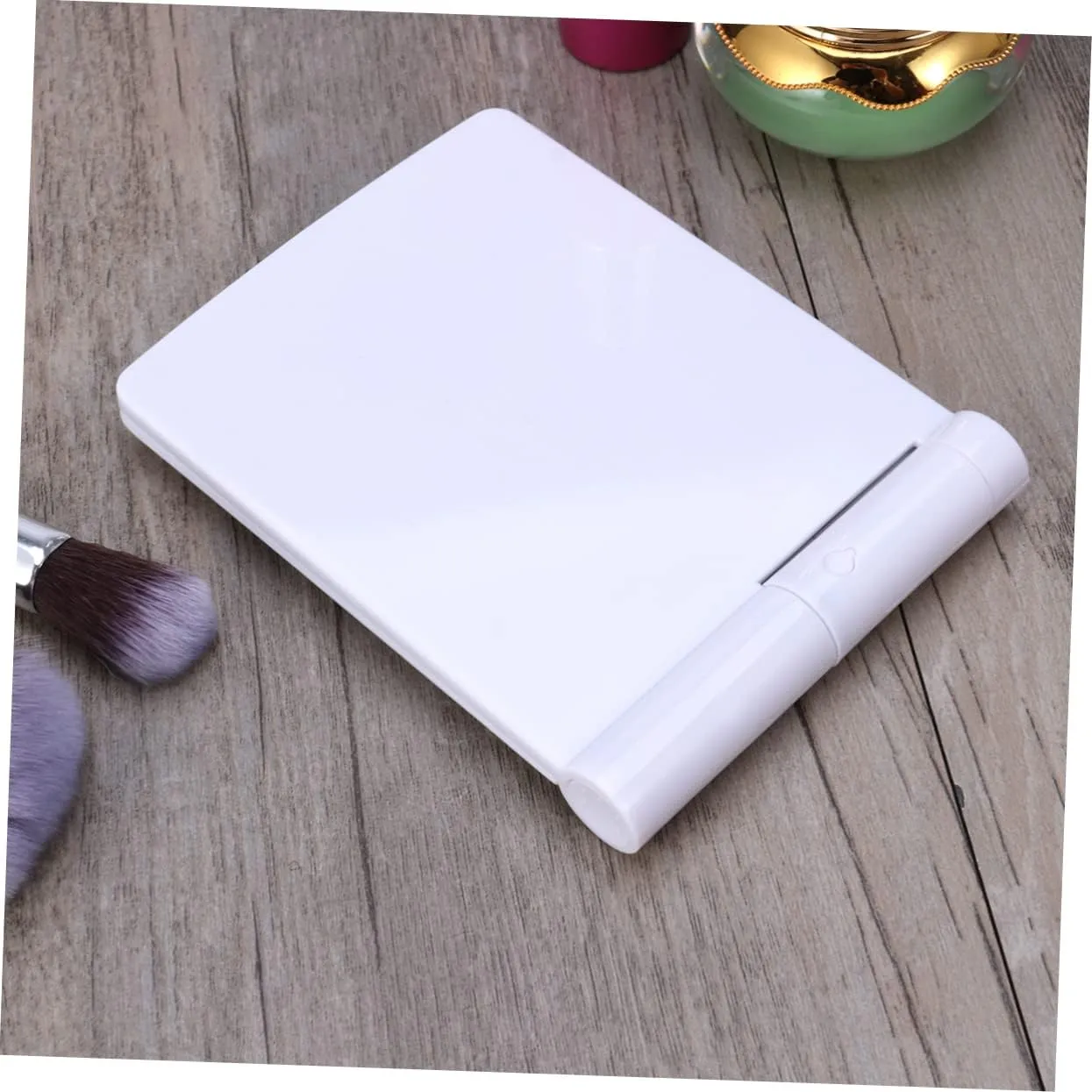 DOITOOL 3pcs Led Lighted Makeup Mirror 330° Rotation Portable Compact 8-led Led Folding Mirror for Travel Home Use Bright Reflection White