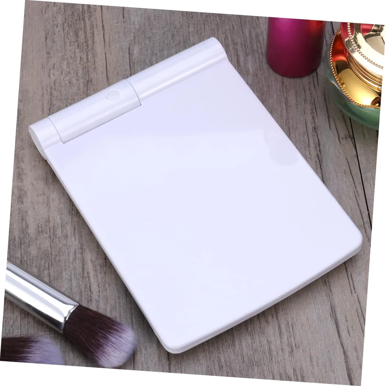 DOITOOL 3pcs Led Lighted Makeup Mirror 330° Rotation Portable Compact 8-led Led Folding Mirror for Travel Home Use Bright Reflection White