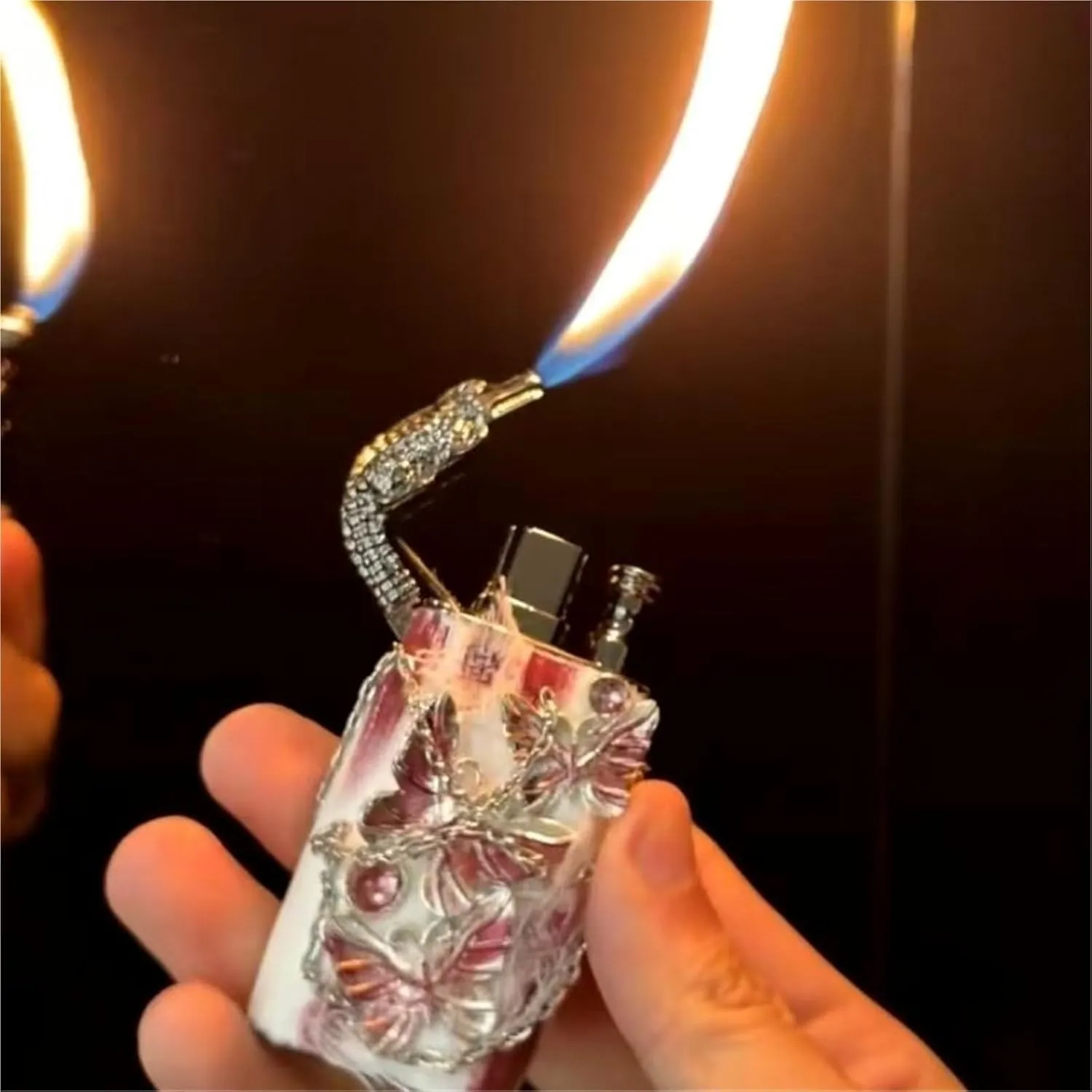 Dual Flame Convenient Metal Refillable Lighter, Retro Embossed Design, Adjustable Flame, Refillable Butane Gas Lighter, Gift for Men (Fuel Not Included)(Black1)
