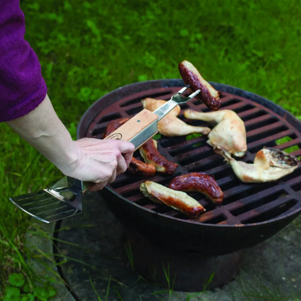 ESSCHERT DESIGN 4-in-1 Foldable Barbecue Tool