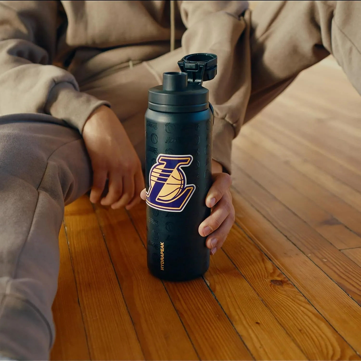 Hydrapeak x NBA Officially Licensed Los Angeles Lakers 26 oz Active Water Bottle with Chug Lid and Handle Reusable Stainless Steel Double Wall Insulated Sports Gift