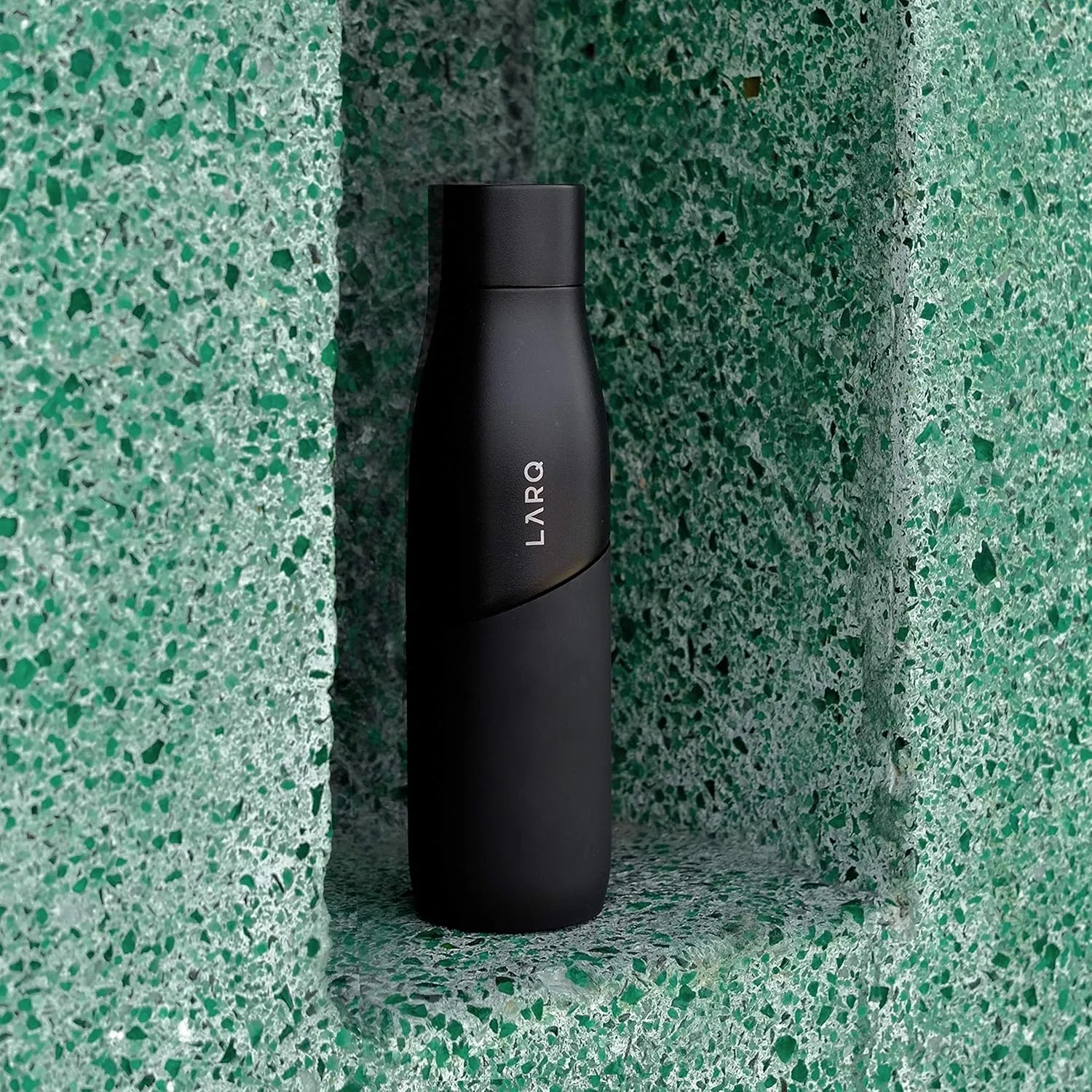 LARQ Bottle Movement PureVis 24 oz - Lightweight Self-Cleaning and Non-Insulated Stainless Steel Water Bottle with UV Water Purifier | Reusable & Travel Friendly, Black/Onyx