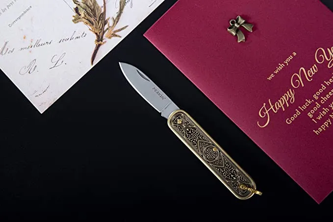 Pocket knife UK Legal, Foldable and Non- Locking Legal to Carry - B22