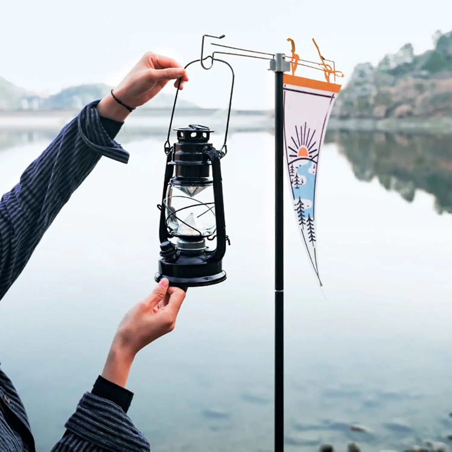 Portable Camping Folding Lamp Pole, Lightweight Collapsible Aluminum Lantern Stand with Storage Bag for Picnic Fishing Backpacking