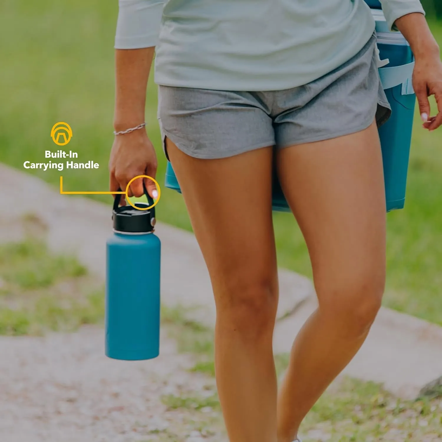 RTIC 32 oz Vacuum Insulated Bottle, Metal Stainless Steel Double Wall Insulation, BPA Free Reusable, Leak-Proof Thermos Flask for Water, Hot and Cold Drinks, Travel, Sports, Camping, Sunlight