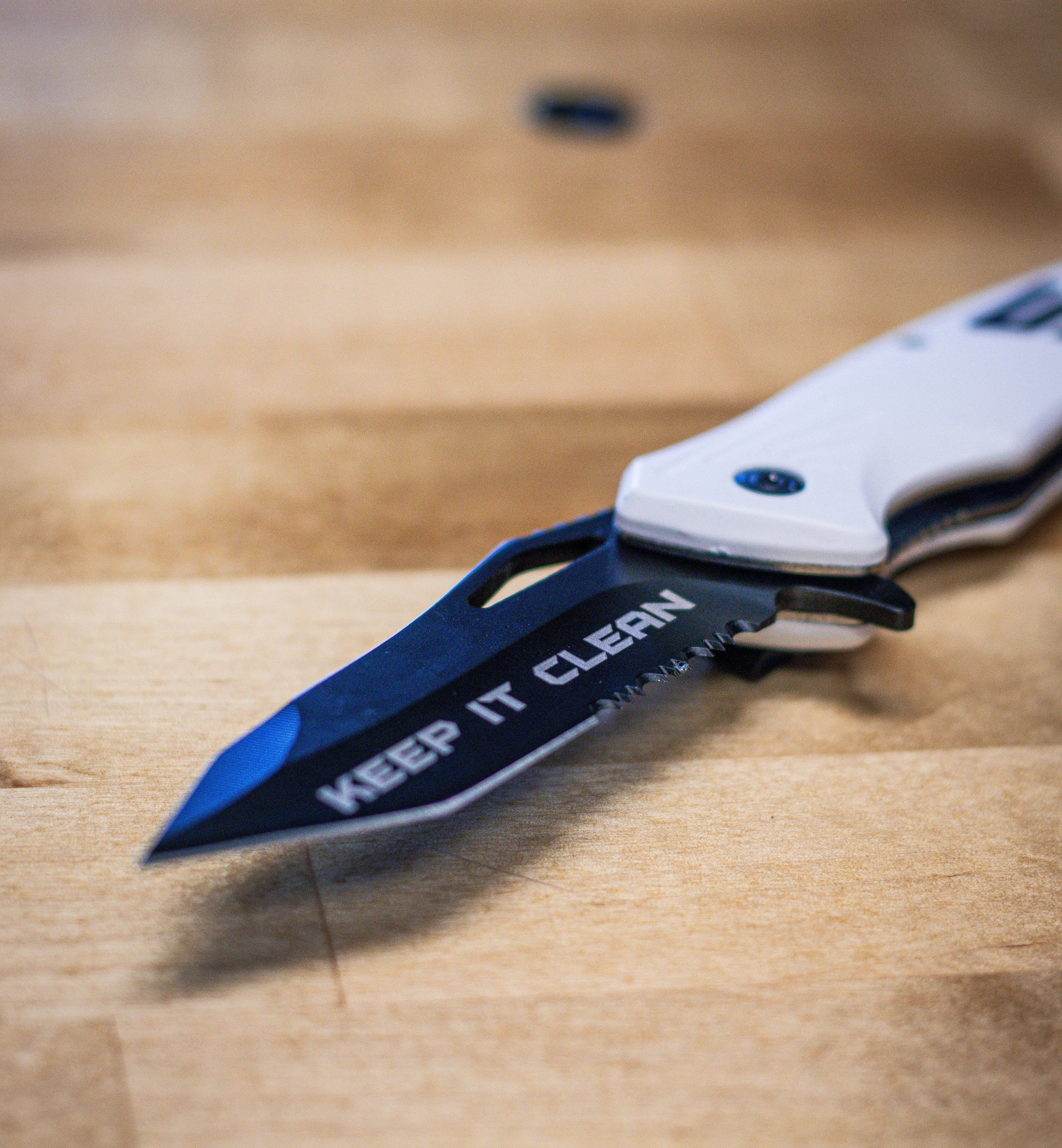 Shine Shop Supplies Foldable Pocket Knife