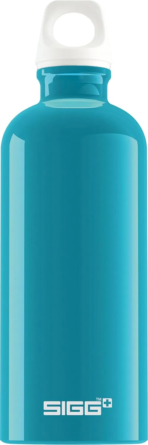 SIGG - Aluminum Water Bottle - Traveller - Made in Switzerland - Carbonated Drinks - Recycled - BPA-Free - 20Oz / 34Oz
